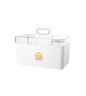 Der BNB x VCN Medikamenten Organizer Weiss ist eine weiße rechteckige Pillendose mit transparentem Deckel, zentralem Griff und orangefarbenem Hauslogo - ideal für die Aufbewahrung von Medikamenten. Sie ist auf einem schlichten weißen Hintergrund abgebildet.