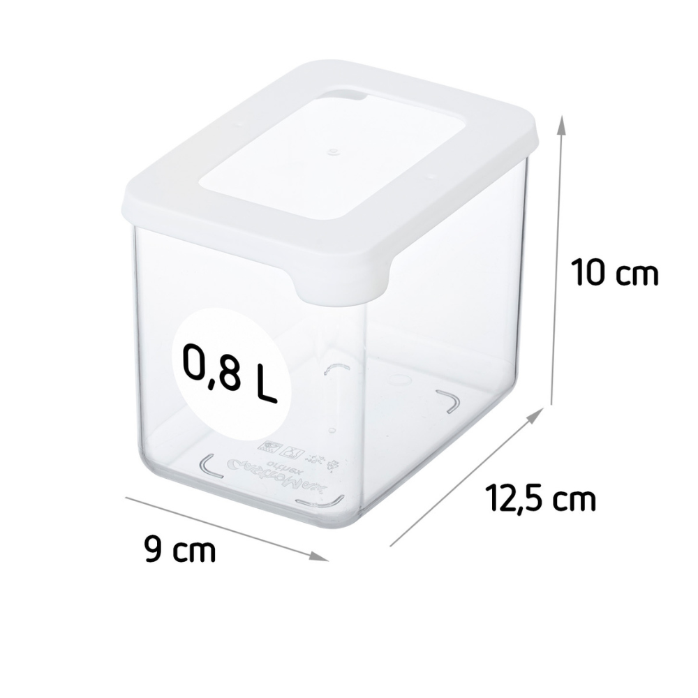 Les boîtes de conservation Orthex SmartStore KLAR - Blanc sont des boîtes de 0,8 litre en plastique transparent avec un couvercle blanc. Elles sont hermétiques, empilables et mesurent 10 cm de haut, 12,5 cm de large et 9 cm de profondeur pour garder tes aliments frais et bien rangés.
